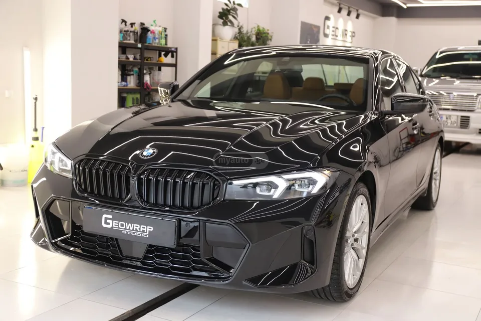BMW 330 Base 4dr Rear-Wheel Drive Seda 2023 — фото 1, купить с доставкой в Москву
