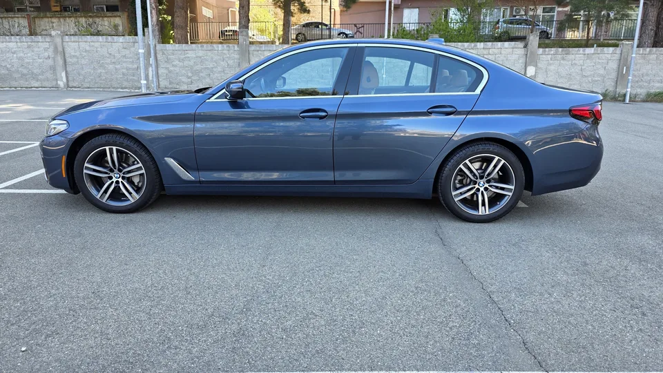 BMW 530 2023 — миниатюра 3