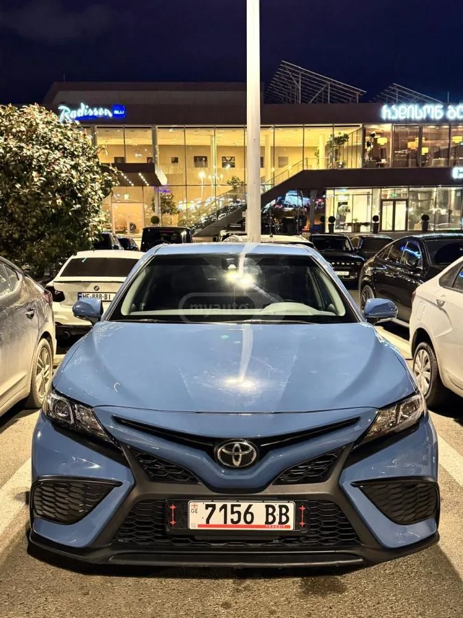 Toyota Camry 2023 — миниатюра 2