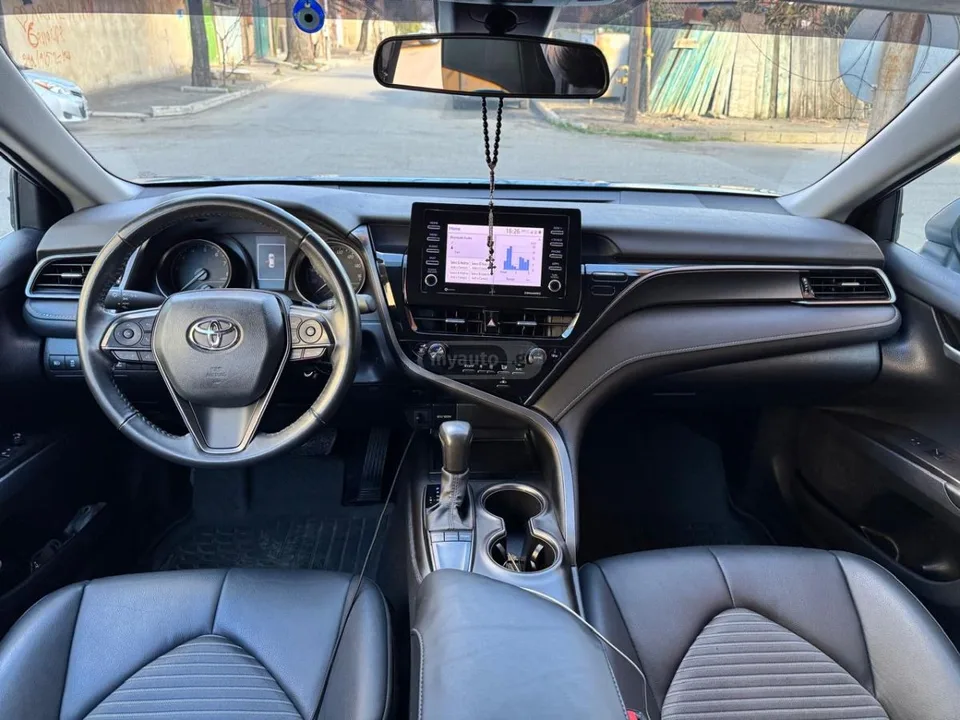 Toyota Camry 2023 — миниатюра 4