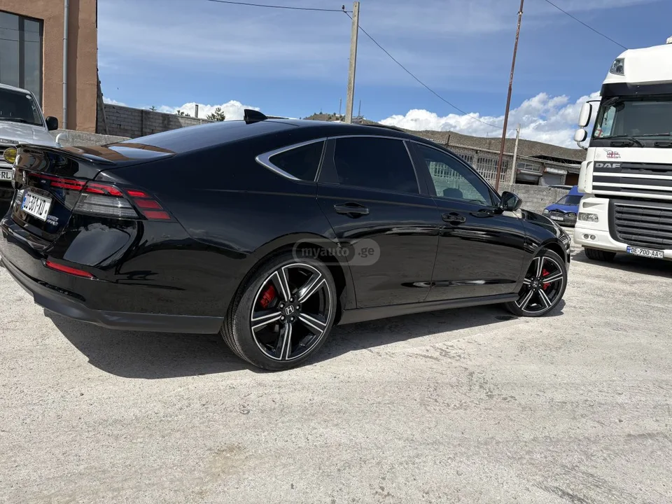 Honda Accord Sport 4dr Sedan CVT 2023 — миниатюра 5