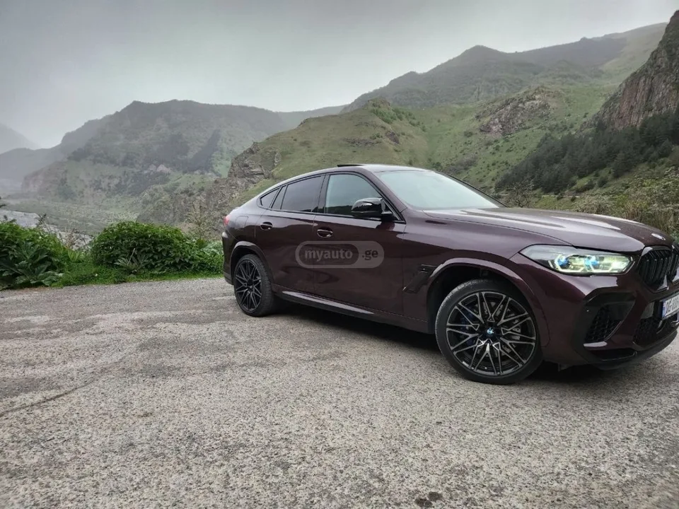 BMW X6 M Competition 2022 — миниатюра 2