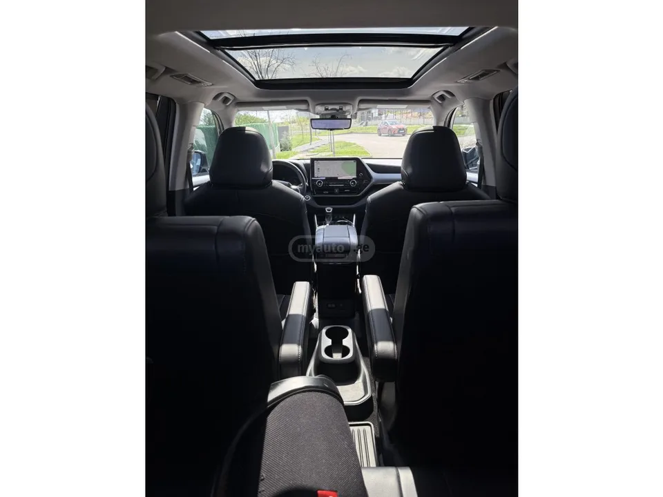 Toyota Highlander Platinum 2024 — миниатюра 3