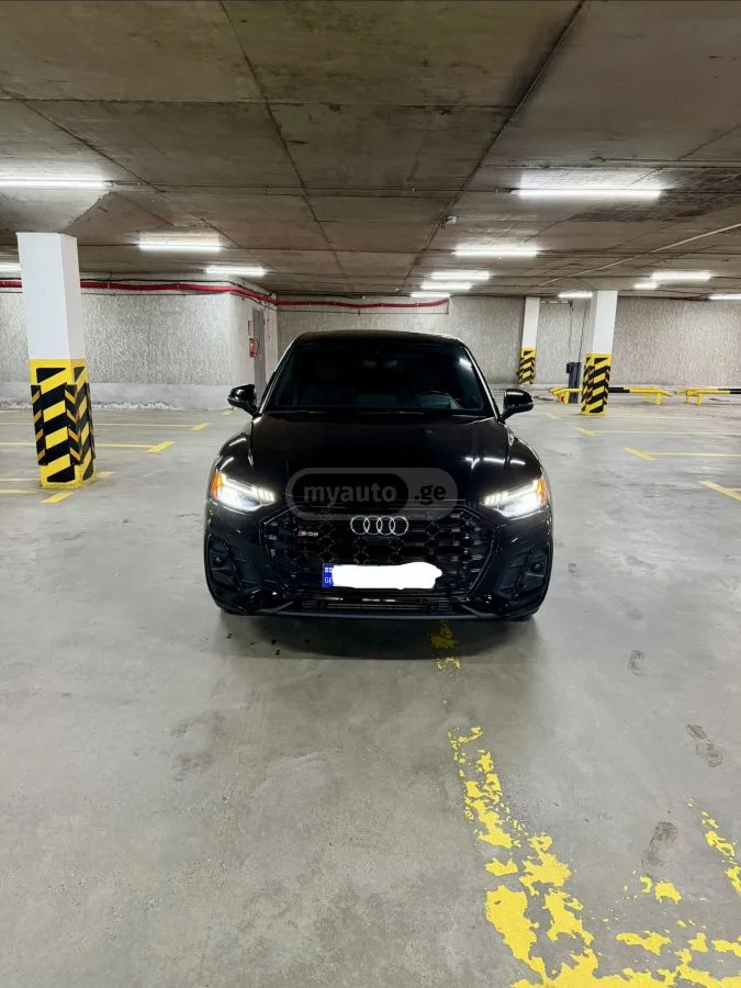 Audi SQ5 3.0T Premium 4dr All-Wheel Dri 2022 — фото 1, купить с доставкой в Москву