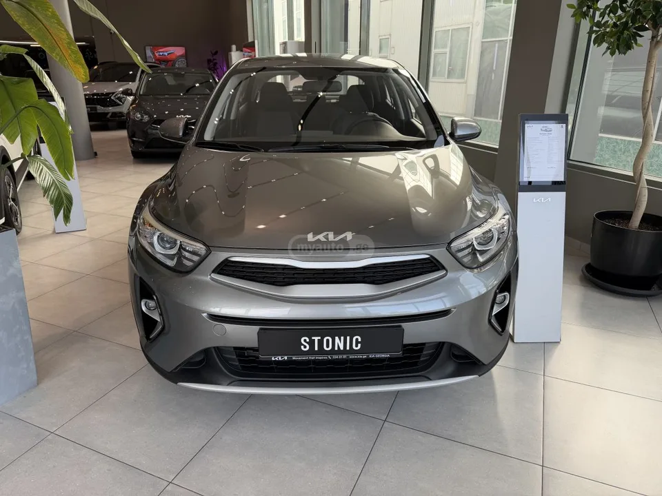 Kia Stonic 2025 — фото 1, купить с доставкой в Москву