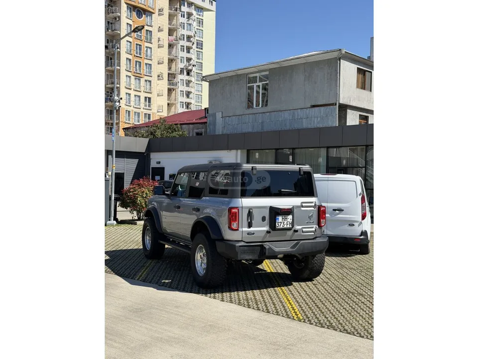 Ford Bronco 2024 — миниатюра 2
