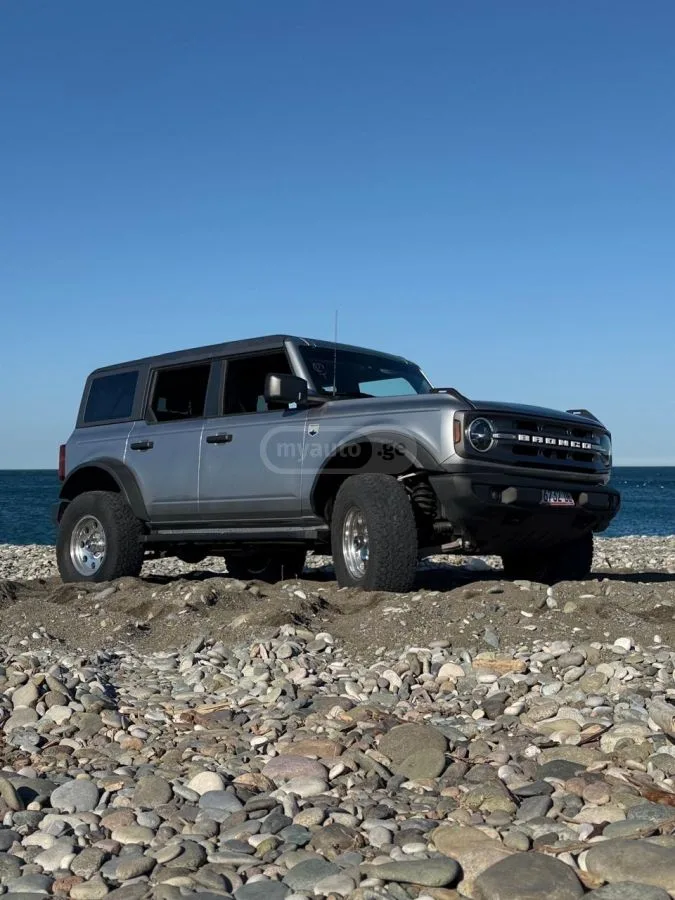 Ford Bronco 2024 — миниатюра 3