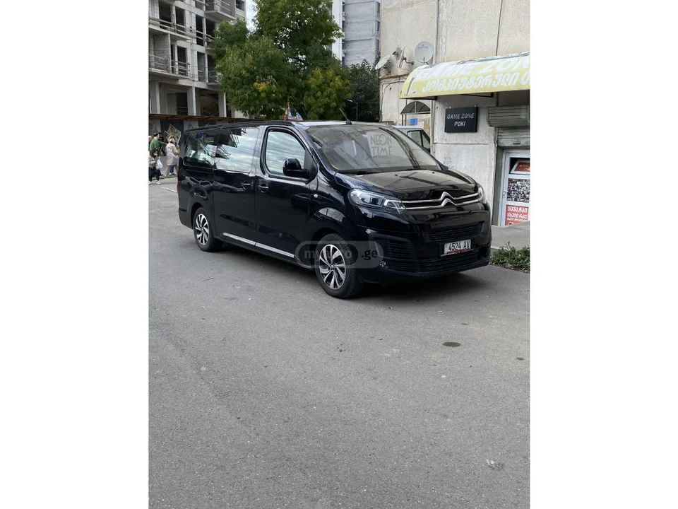 Citroen Spacetourer 2023 — фото 1, купить с доставкой в Москву