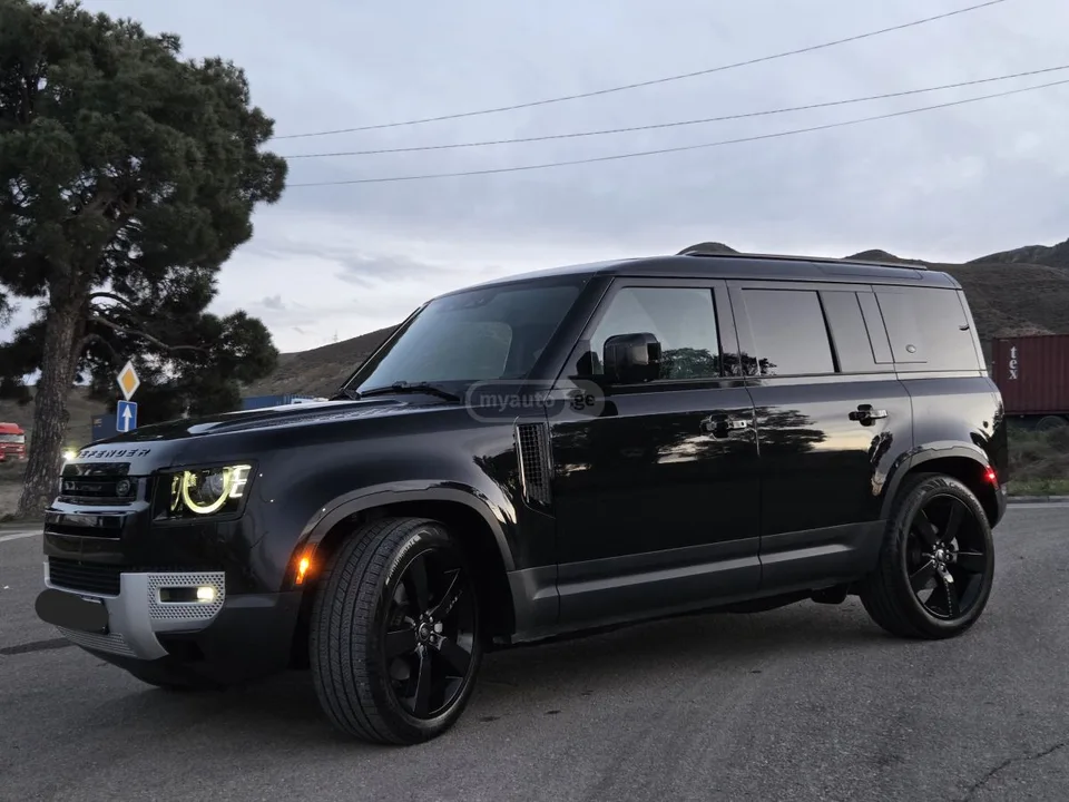 Land Rover Defender 110 2024 — миниатюра 4