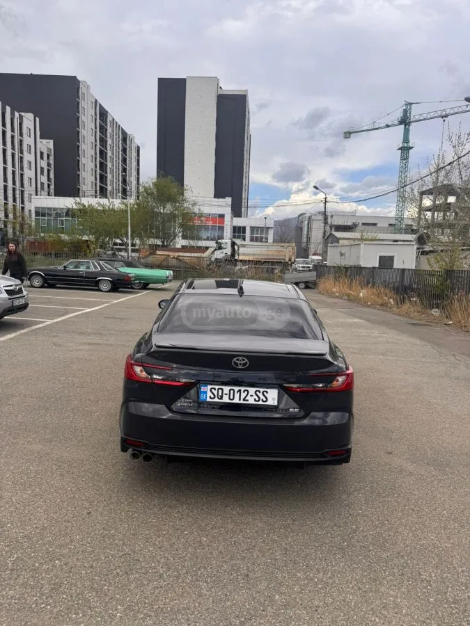 Toyota Camry 2024 — миниатюра 2