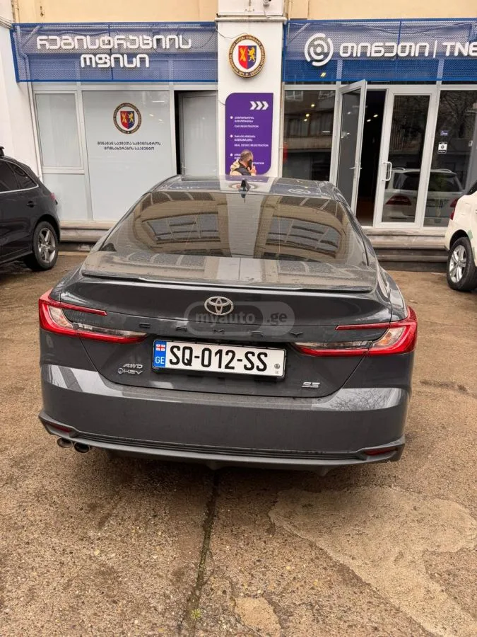 Toyota Camry 2024 — миниатюра 4