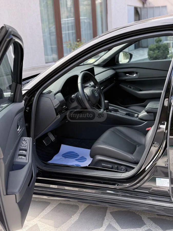 Honda Accord Sport-L w/o BSI 4dr Sedan CVT 2023 — миниатюра 3