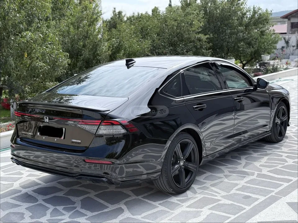 Honda Accord Sport-L w/o BSI 4dr Sedan CVT 2023 — миниатюра 5