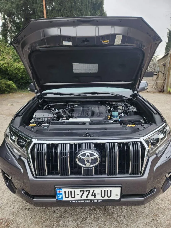 Toyota Land Cruiser Prado 2022 — миниатюра 5