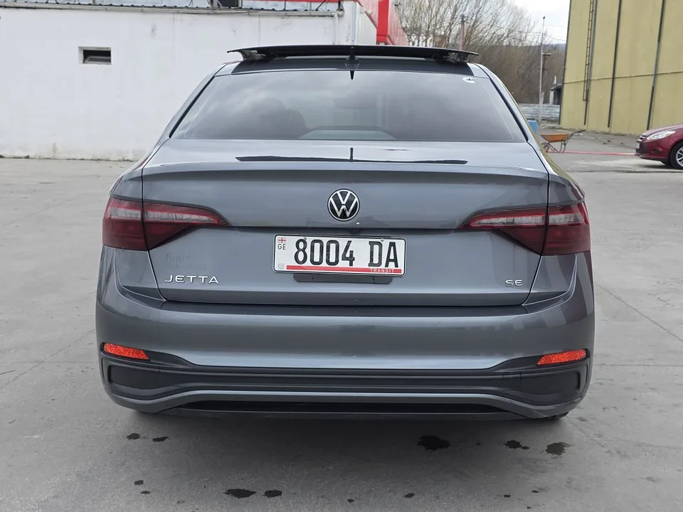 Volkswagen Jetta Se 2023 — миниатюра 5