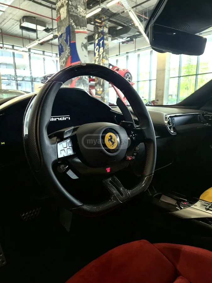 Ferrari 12 Cilindri 2025 — миниатюра 3