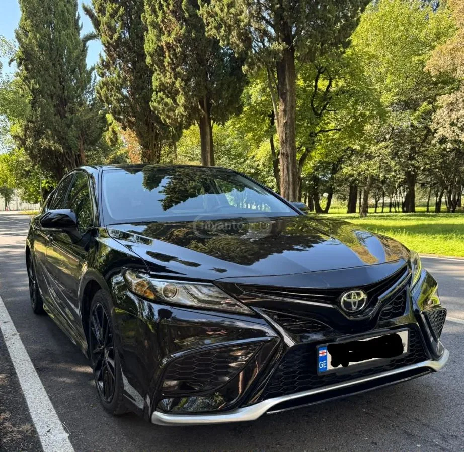 Toyota Camry XSE 4dr All-Wheel Drive Sedan 2022 — миниатюра 3