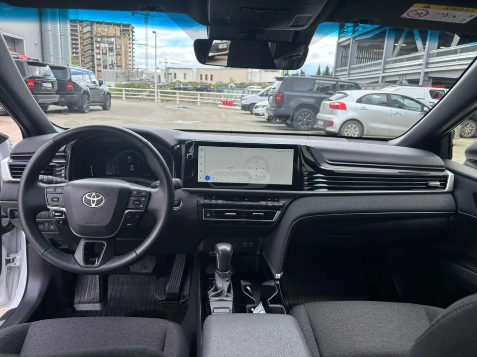 Toyota Camry 2024 — миниатюра 4