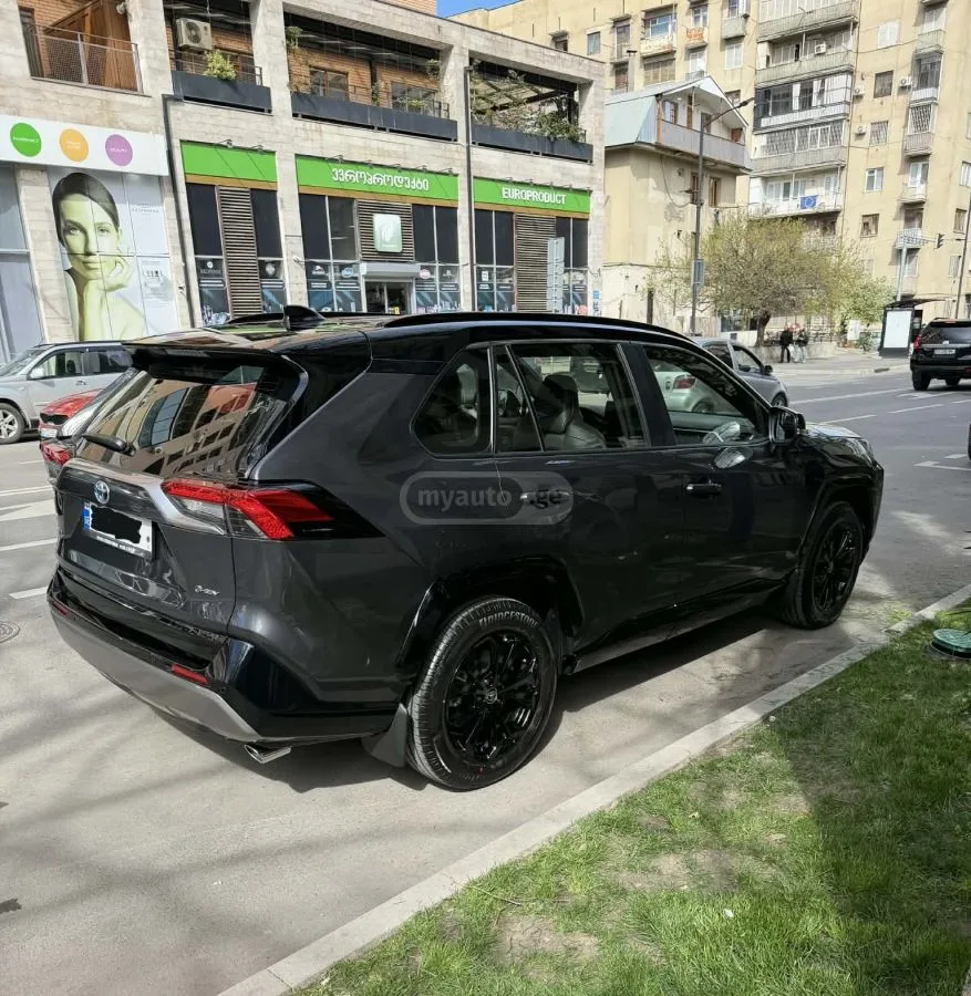 Toyota RAV 4 2025 — миниатюра 5