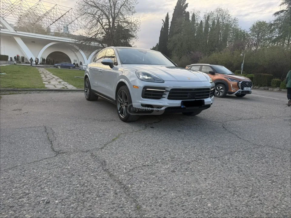 Porsche Cayenne Coupe 2022 — миниатюра 4