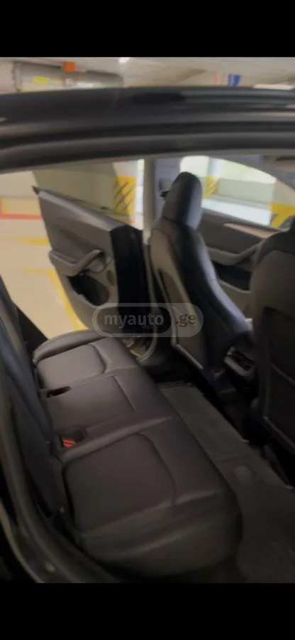 Tesla Model Y Dual motor performance 2025 — миниатюра 4
