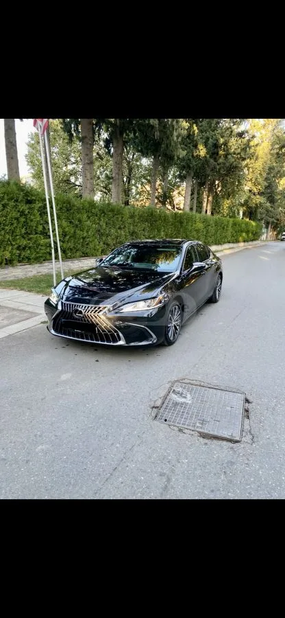 Lexus ES 300 2024 — фото 1, купить с доставкой в Москву