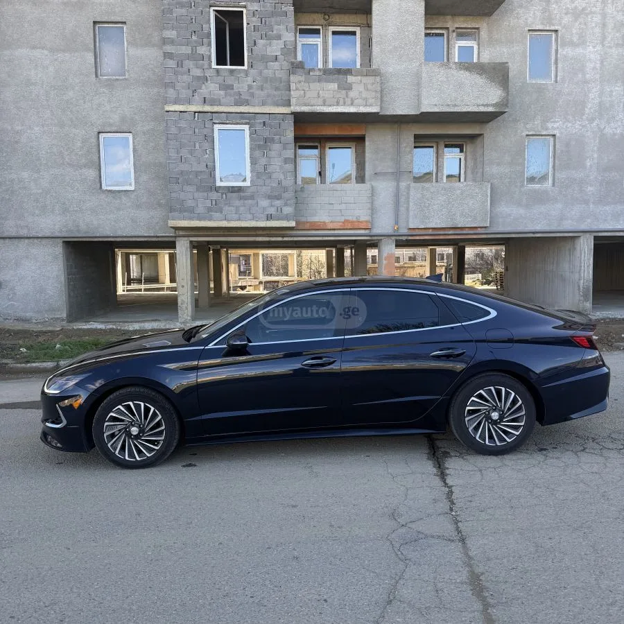Hyundai Sonata 2022 — миниатюра 2