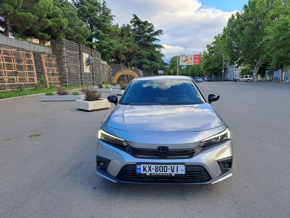 Honda Civic EX 4dr Sedan CVT 2022 — фото 1, купить с доставкой в Москву
