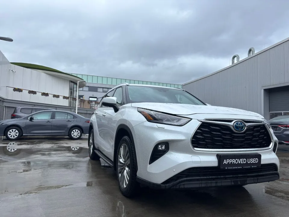 Toyota Highlander 2024 — миниатюра 2