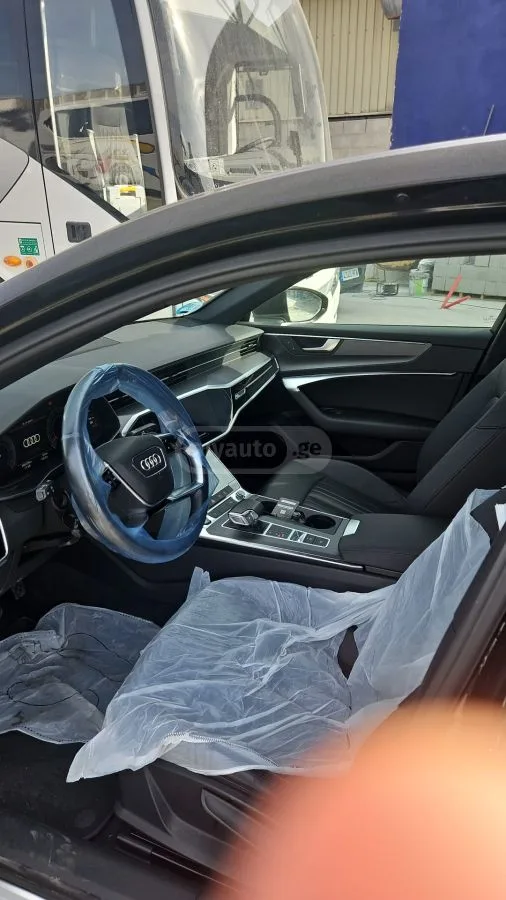 Audi A6 2022 — миниатюра 2