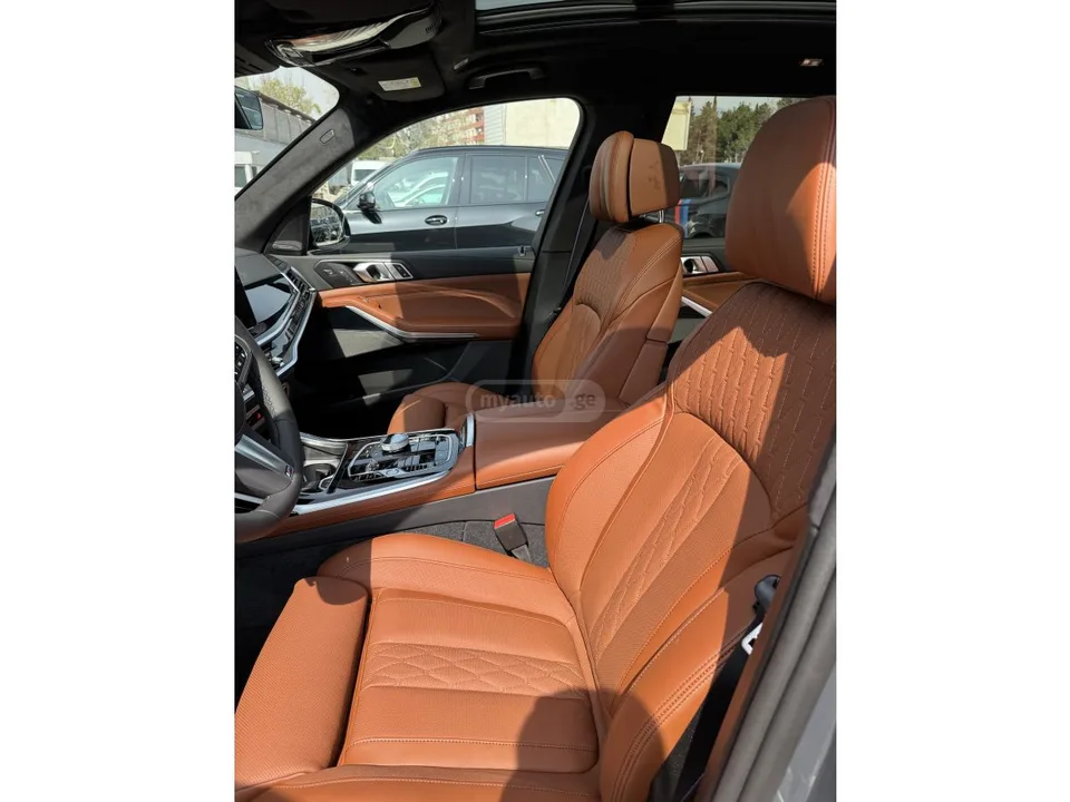 BMW X7 xDrive40i 4dr All Wheel Drive 2024 — миниатюра 5
