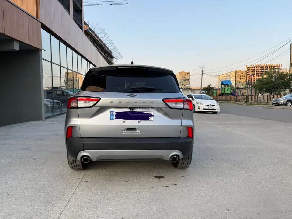 Ford Escape SE 4dr Front-Wheel Drive CVT 2022 — миниатюра 4