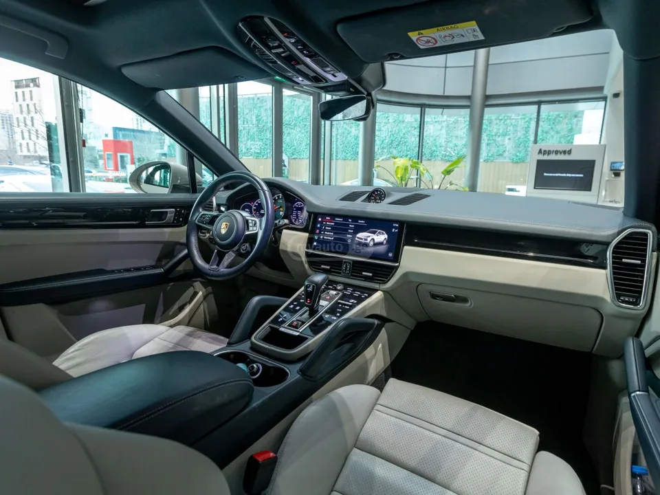 Porsche Cayenne Coupe 2022 — миниатюра 5