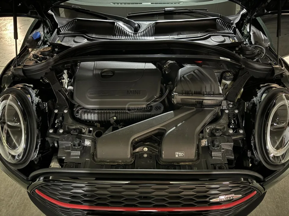 MINI Clubman JCW ALL4 2023 — миниатюра 5