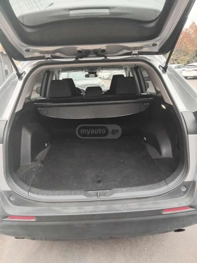 Toyota RAV 4 XLE 2025 — миниатюра 5