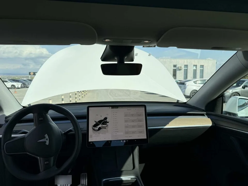 Tesla Model Y perpormace 2023 — миниатюра 5
