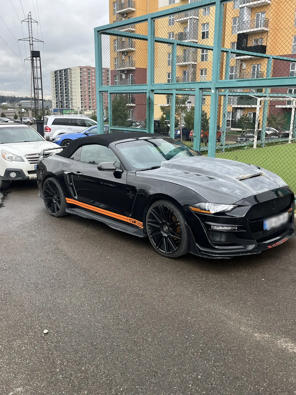 Ford Mustang EcoBoost Premium 2dr Convertib 2023 — миниатюра 3
