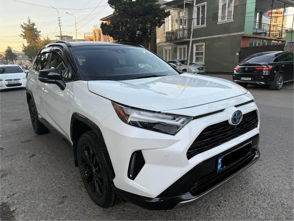 Toyota RAV 4 2024 — миниатюра 2