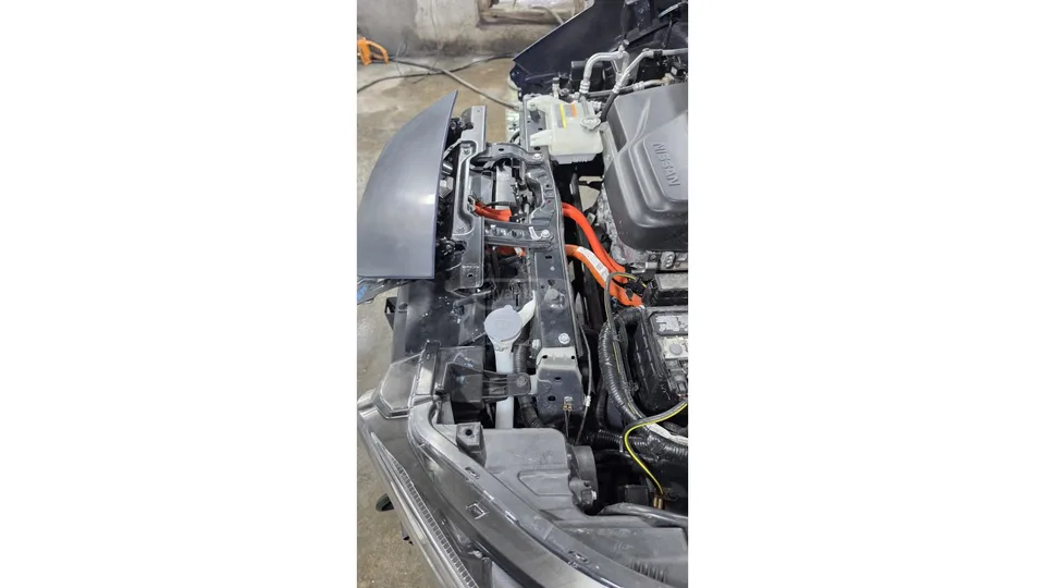 Nissan Leaf SV PLUS 4dr Hatchback Automati 2022 — миниатюра 5