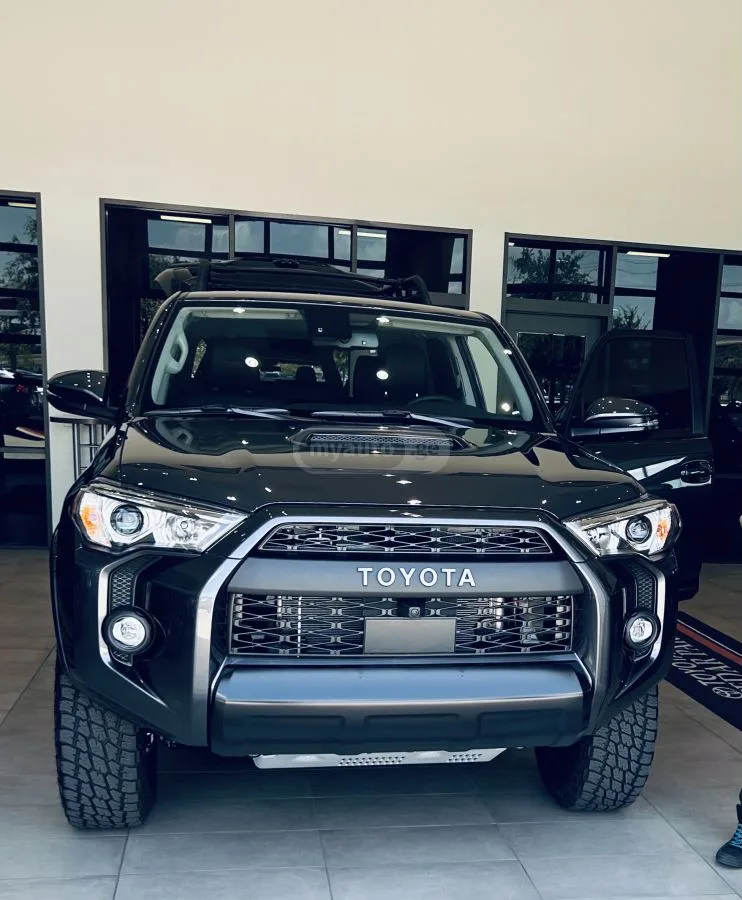Toyota 4 Runner TRD Pro 4dr 4x4 Automatic 2023 — миниатюра 3