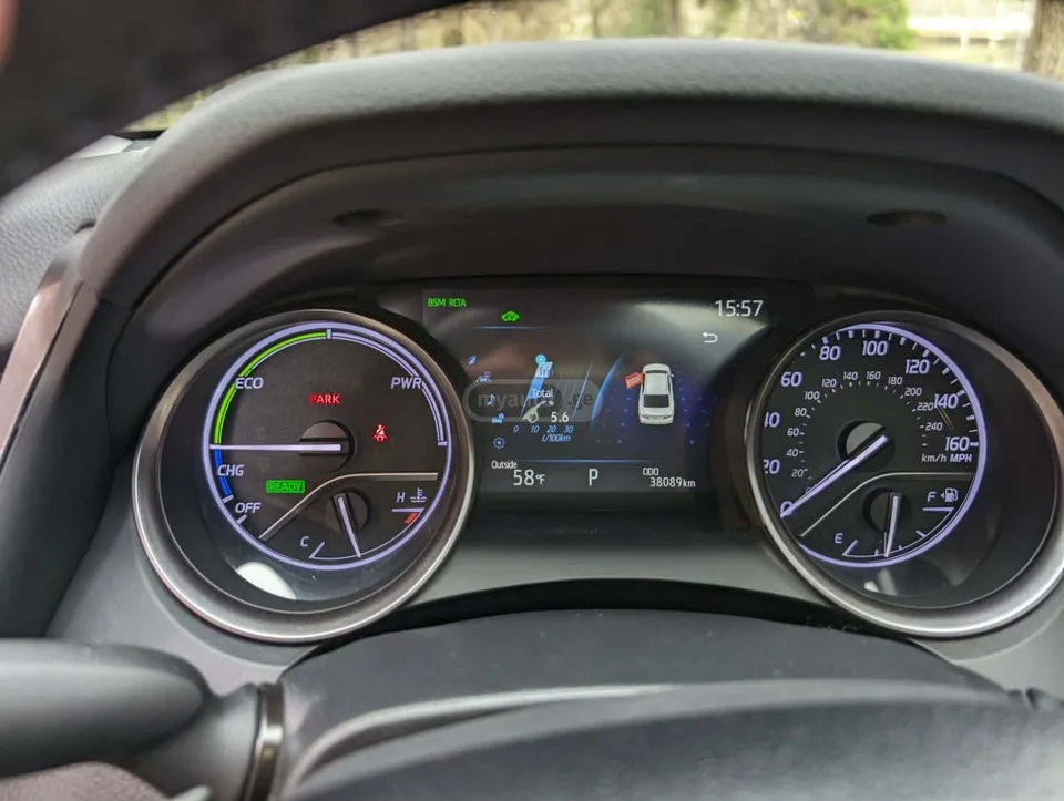 Toyota Camry XSE V6 4dr Front-Wheel Drive S 2023 — миниатюра 4