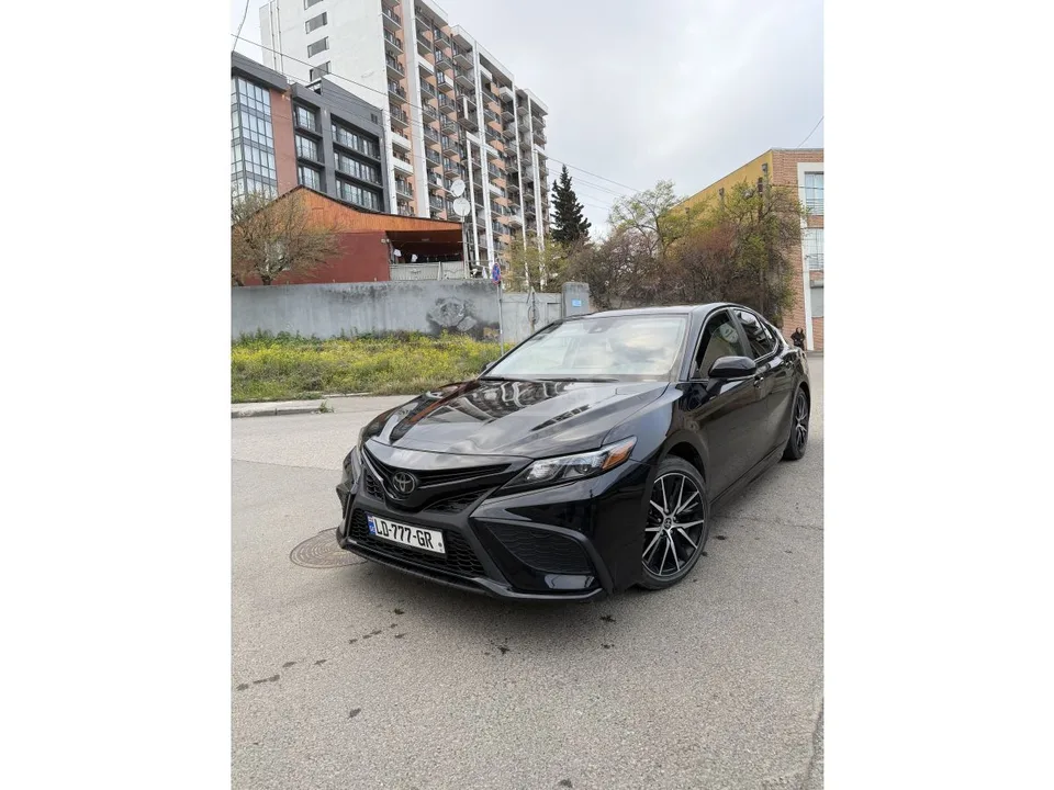 Toyota Camry 2024 — миниатюра 2