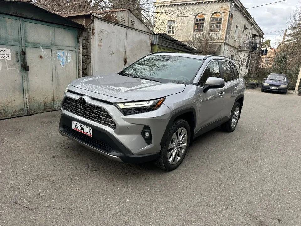Toyota RAV 4 2024 — миниатюра 2