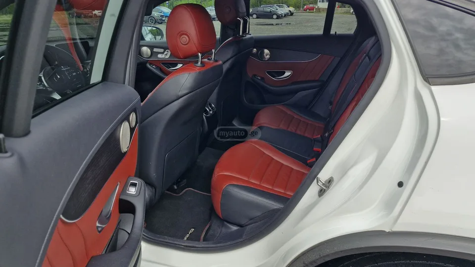 Mercedes-Benz GLC 43 AMG Coupe Amg 2022 — миниатюра 3