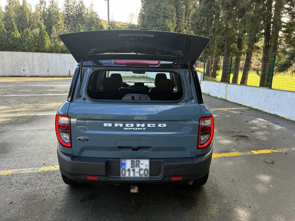 Ford Bronco Sport Outer Banks 4dr 4x4 Automatic 2023 — миниатюра 3