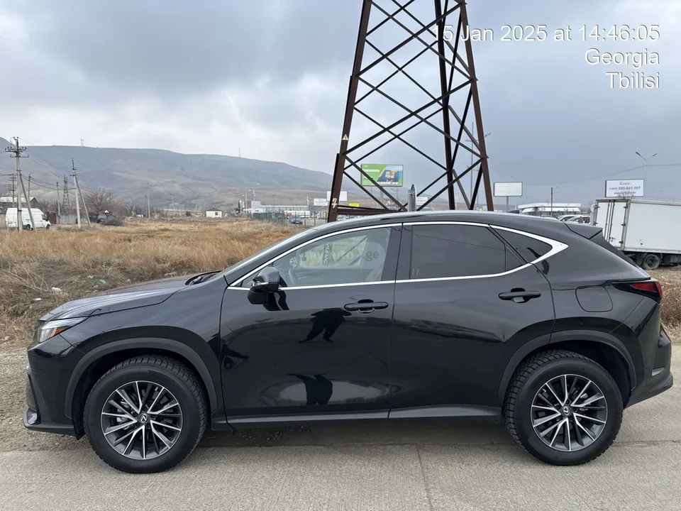 Lexus NX 250 Base 4dr All-Wheel Drive Autom 2022 — миниатюра 2