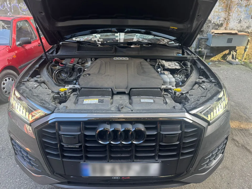 Audi Q7 45 Premium 4dr All-Wheel Drive 2023 — миниатюра 3