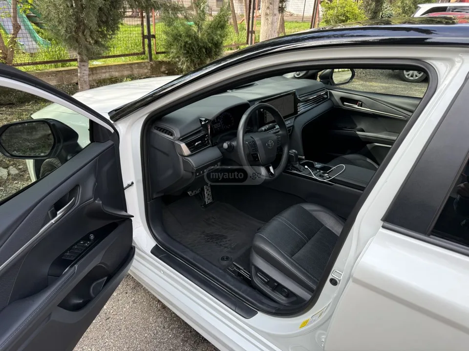 Toyota Camry 2025 — миниатюра 5