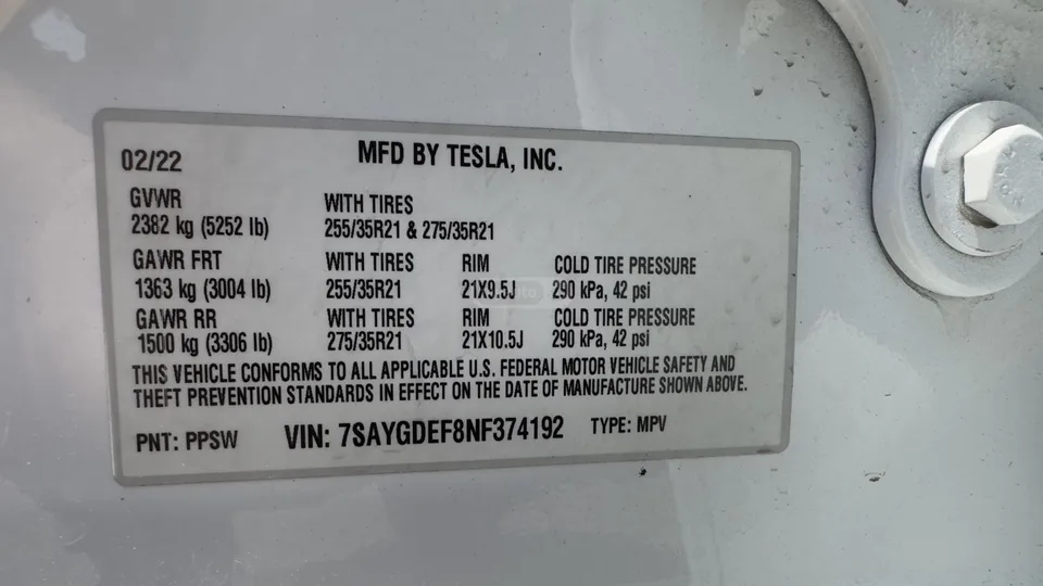Tesla Model Y 2022 — миниатюра 4