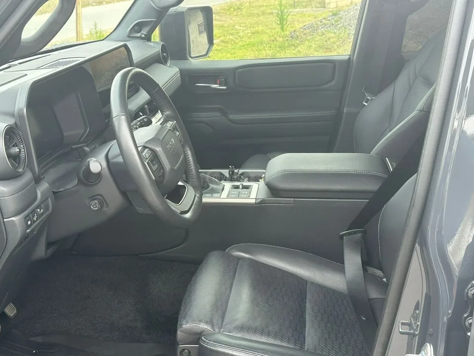Toyota Land Cruiser Prado SUFIX65 2024 — миниатюра 3